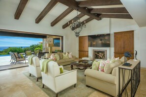 Smart TV, stereo - 6BR Puerto Los Cabos Retreat | Infinity Pool, Beach Club, Walkable Beaches & Near San Jose (San Jose del Cabol)