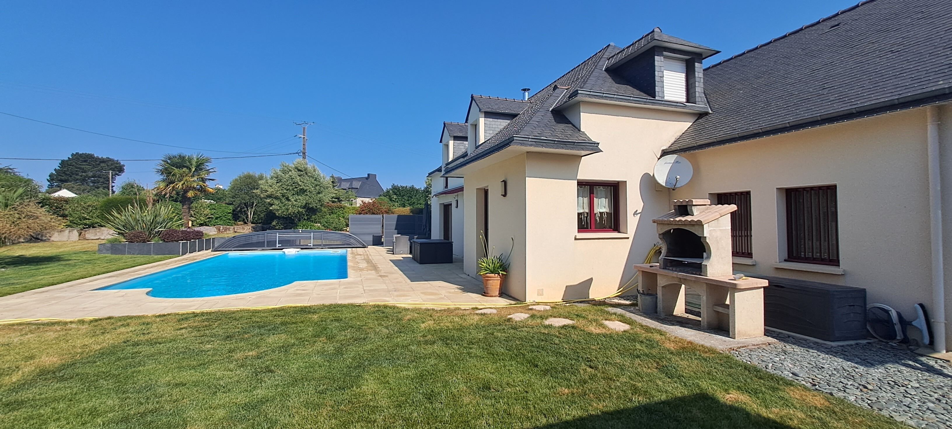 Piscine extérieure, piscine chauffée