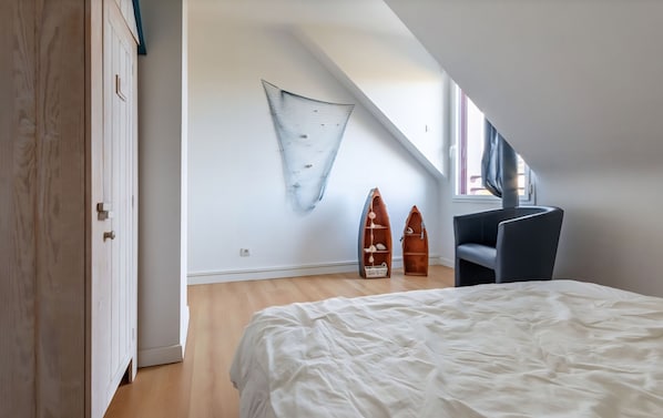 4 habitaciones, tabla de planchar con plancha y wifi gratis