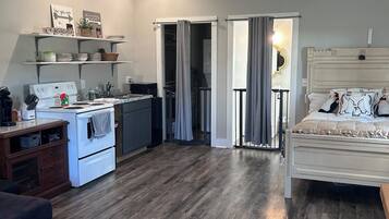 Coffres-forts dans les chambres, Wi-Fi gratuit, draps fournis