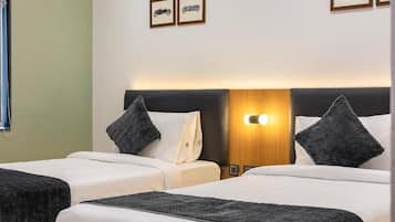 Deluxe-værelse med 2 enkeltsenge | Skrivebord, gratis Wi-Fi