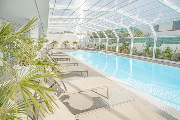 Luokittelematon kuva, 1 kautta 16, painike