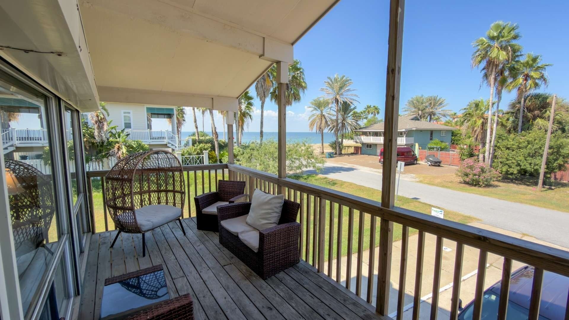 Condo, 3 Bedrooms | Property grounds