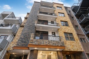 Exterior detail - A Square Homes & Stay (New Delhi)