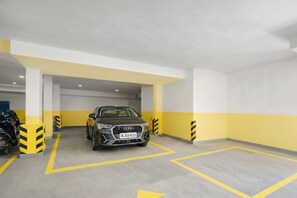 Property grounds - A Square Homes & Stay (New Delhi)