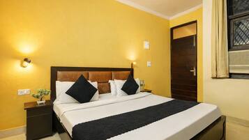 Classic-Zimmer, Raucher, Zimmerreinigung | Schreibtisch, laptopgeeigneter Arbeitsplatz, kostenloses WLAN