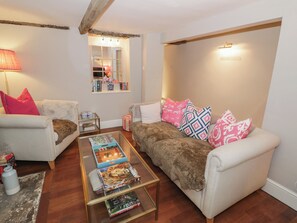 Living area - 23 New Church Street (Tetbury)