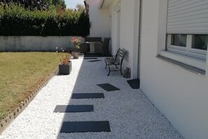 Property grounds - Detached house with garden, close to the sea. (Saint-Hilaire-de-Riez)