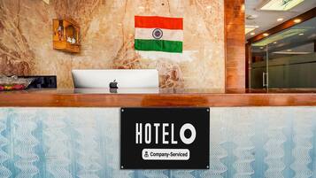 House | Meja sambut tetamu