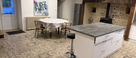 تناول الطعام