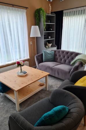 TV - Duinparel by Interhome (Noordwijkerhout)