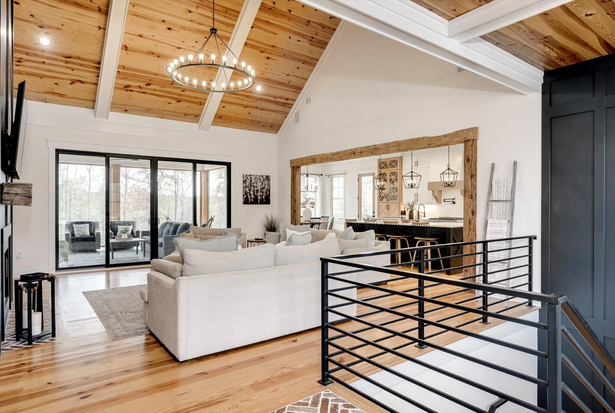 Televisión, chimenea