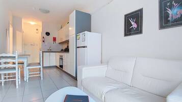 TV, offices