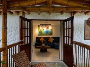 Property grounds - El Rosal cabin, Filandia, Quindio (Pavas)