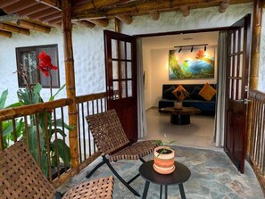 Terrace/patio - El Rosal cabin, Filandia, Quindio (Pavas)