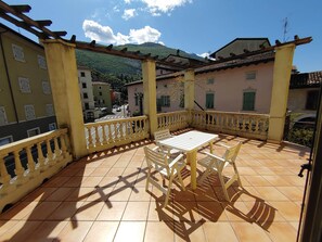 Outdoor dining - Baia Terrazza 1 (Nago-Torbole)