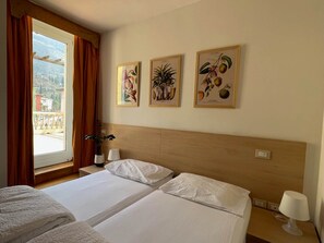 2 bedrooms, free WiFi - Baia Terrazza 1 (Nago-Torbole)