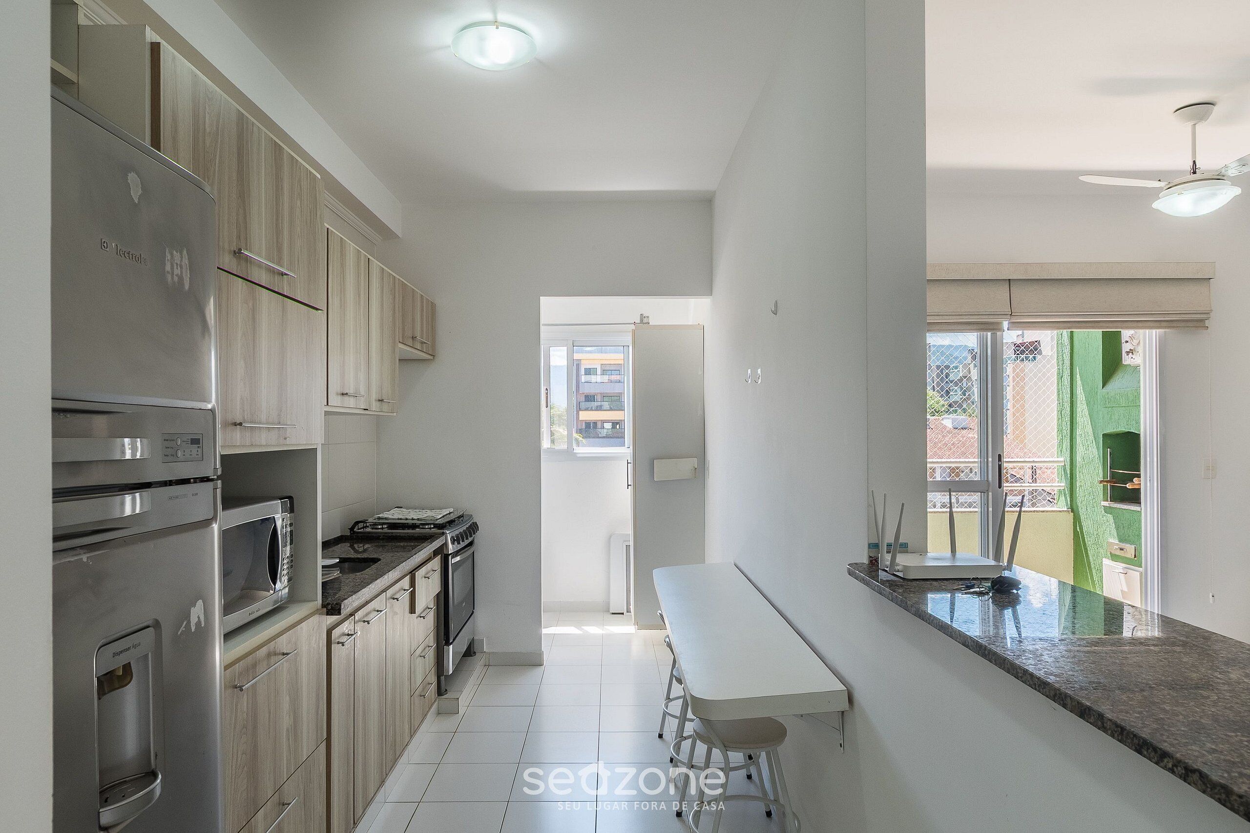 Basic Apartment | Private kitchen