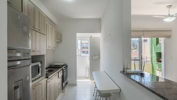 Basic Apartment | Private kitchen