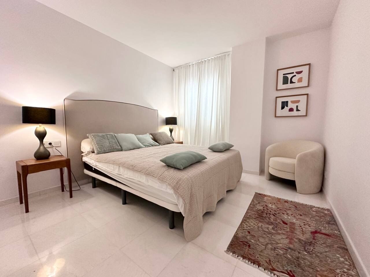 Familienapartment, Balkon, Poolblick | Zimmersafe, Bügeleisen/Bügelbrett, kostenloses WLAN