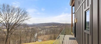 Modern w/Sleek Design, Hot Tub, Dome & Game Room