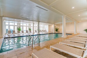Pool - NEW ON RENTAL Corner Gulf-Front Condo with Large Balcony & Stunning Lagoon Views (Gulf Shores)