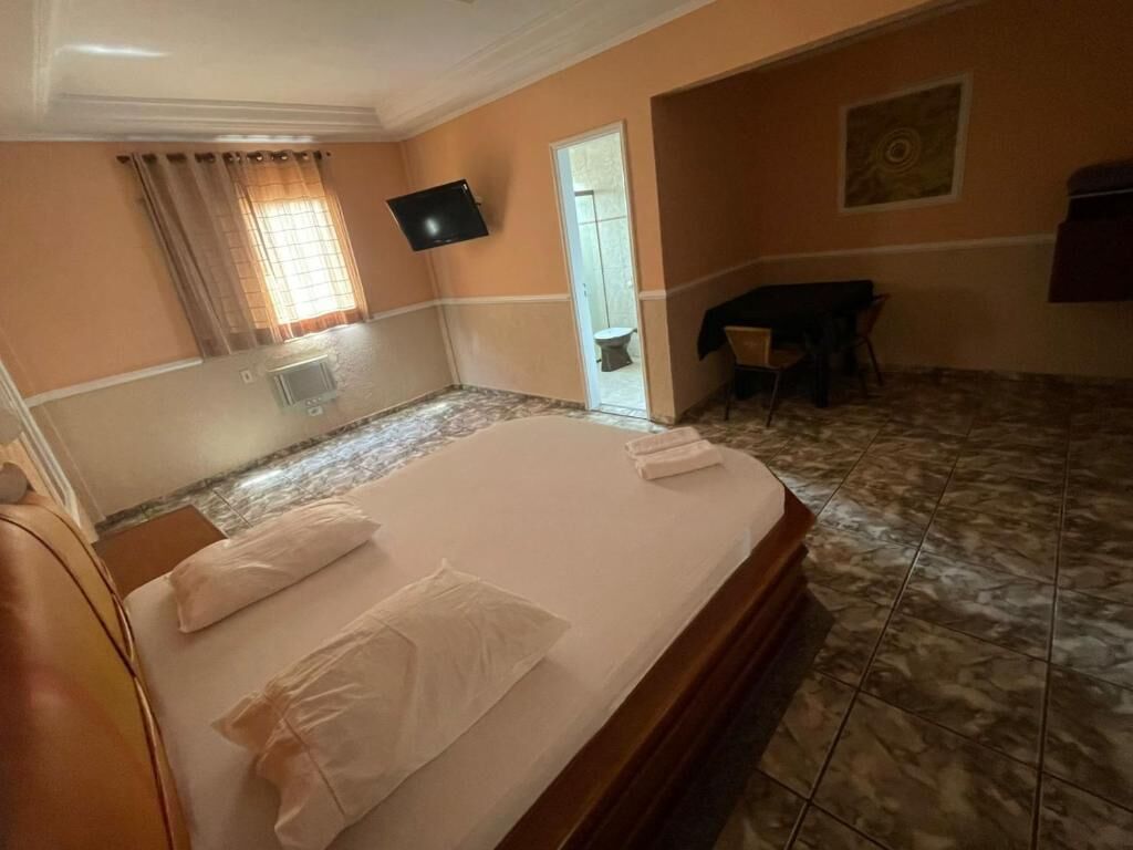 Executive Suite | Free WiFi