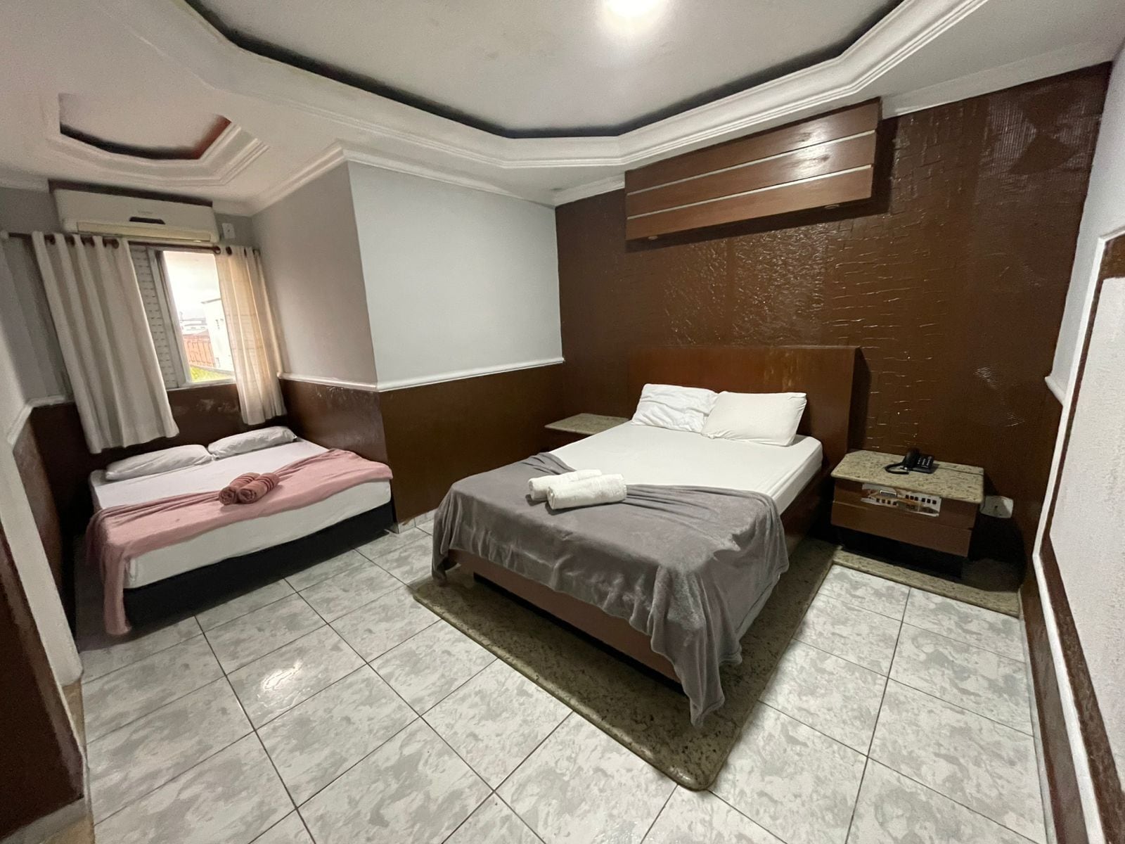Desk, free WiFi, bed sheets