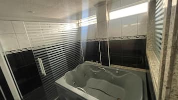 Deluxe-Suite | Badezimmer