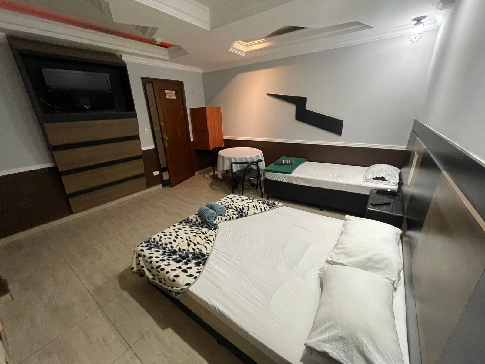Desk, free WiFi, bed sheets