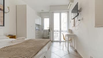 1 Schlafzimmer, Bügeleisen/Bügelbrett