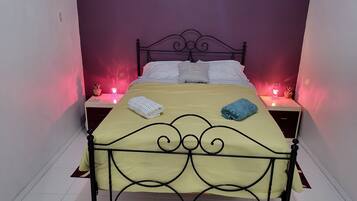 1 Schlafzimmer, Bügeleisen/Bügelbrett, kostenloses WLAN, Bettwäsche