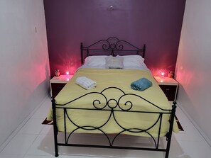 1 bedroom, iron/ironing board, free WiFi, bed sheets - Trinidad Treasure (Tacarigua)