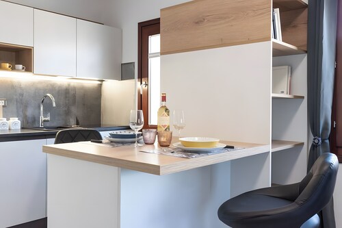 Orosei [barrosu] air-conditioned studio apartment with free Wi-Fi