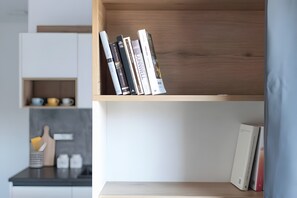 Interior - Orosei [barrosu] air-conditioned studio apartment with free Wi-Fi (Orosei)