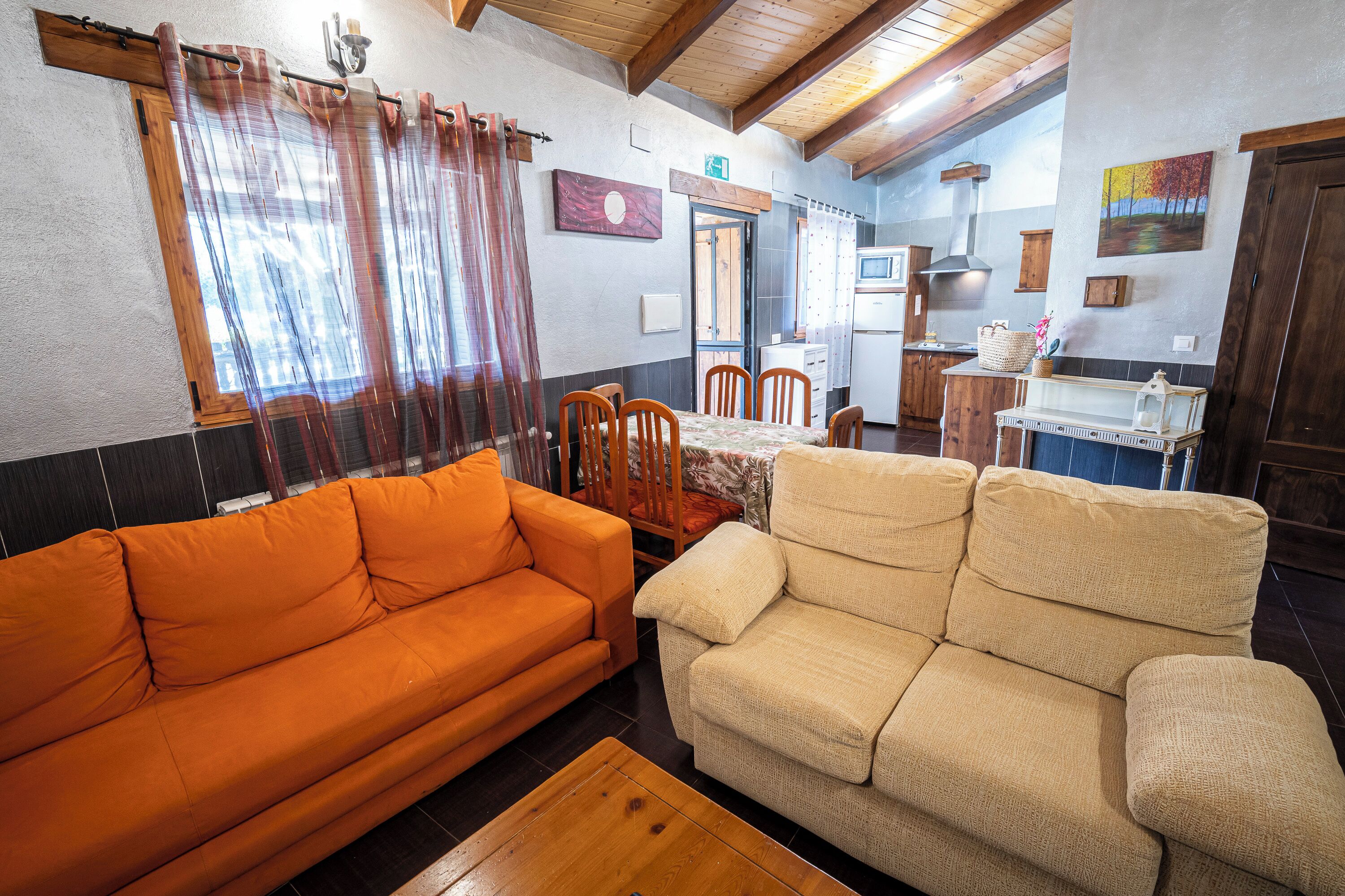 Tavanomainen talo | Oleskelualue