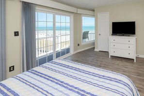 Internet - Oceanfront 3 BR Beach Condo with a Shared Pool! - Admiral's Quarters II 2 (Surfside Beach)