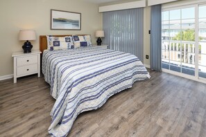 Internet - Oceanfront 3 BR Beach Condo with a Shared Pool! - Admiral's Quarters II 2 (Surfside Beach)