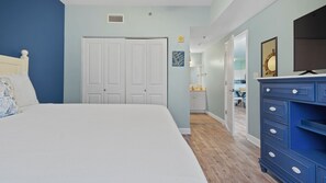 Iron/ironing board, free WiFi, bed sheets - Shores of Panama #2228, 3BR+Bunk, Beachfront (Panama City Beach)