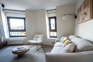 TV - Sublime appartement Arc de Triomphe (Paris)