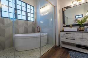 Hair dryer, towels, soap, toilet paper - We would like to introduce you to our newly birthed Villa Emunah the Courtyard! (Tobago)