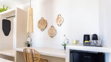 In-room safe, laptop workspace, blackout drapes, soundproofing