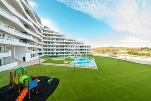 Children’s area - Gia Serena, first-floor apt, terrace, pool, playground - by Oyoostays (San Miguel de Salinas)