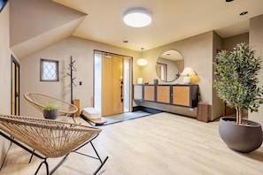 Unclassified image, 2 of 64, button - BBQ Beach: 4min walk, Cinema Room, Big:234m², 2bath 6bathroom (Katsuura)