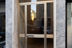 Exterior detail - Beautiful Cozy and Modern Two Bedroom Apartment (MILANO)