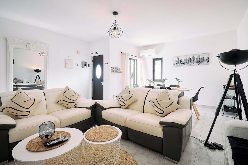 Apartment Carla With Garden And Pool - Armação de Pêra