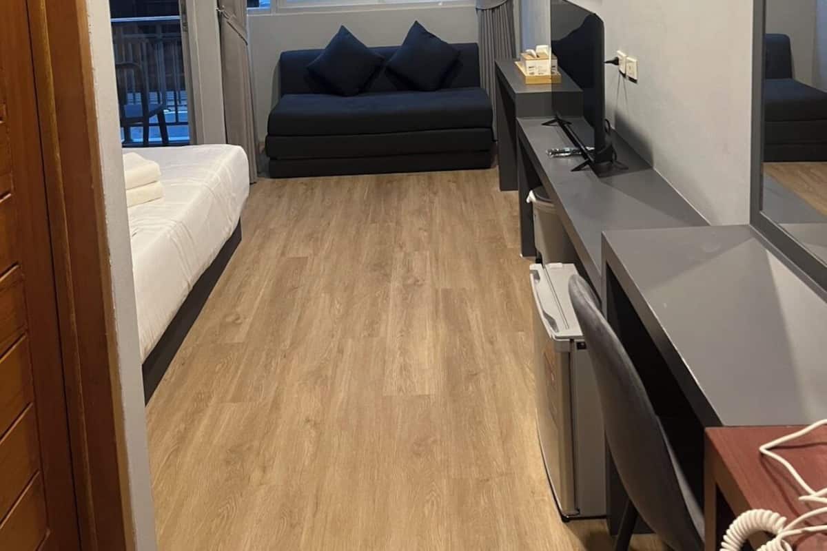 Superior Double Room | Desk, free WiFi