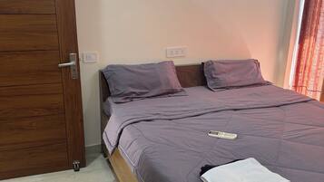 2 soverom, strykejern/-brett, wi-fi (inkludert) og sengetøy