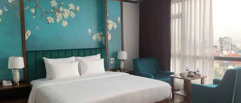 Premium bedding, down duvets, pillow-top beds, minibar