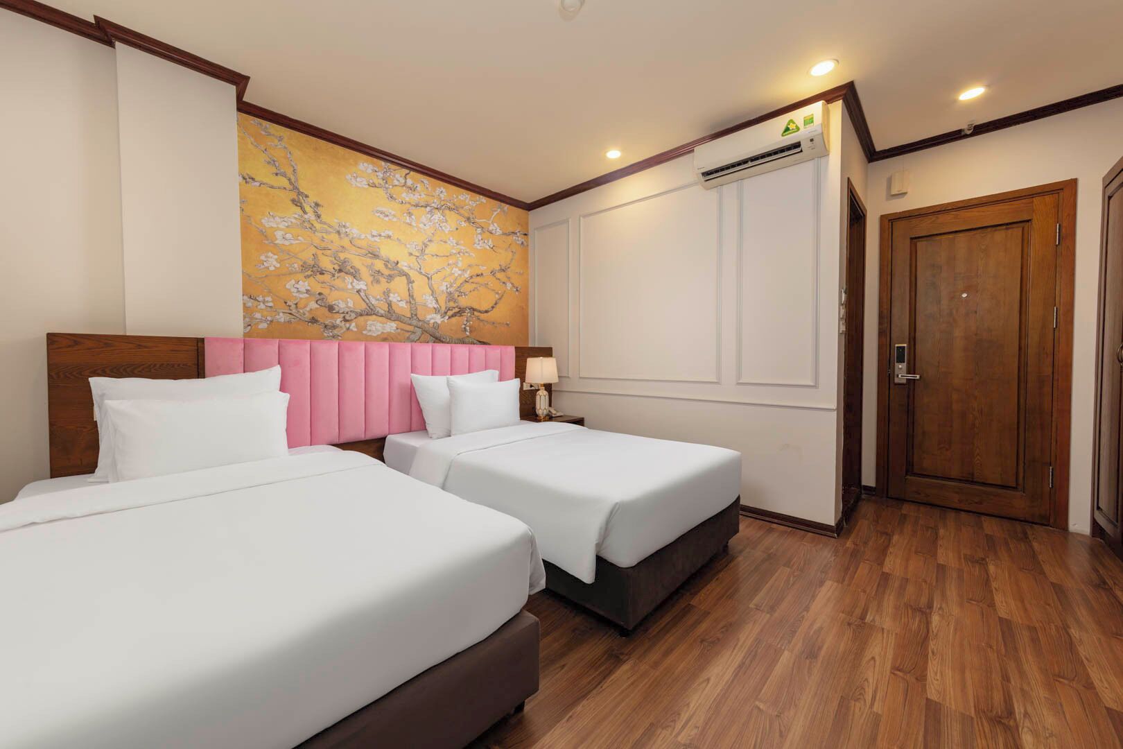 Deluxe-Zimmer, 2 Einzelbetten, Nichtraucher | Hochwertige Bettwaren, Daunenbettdecken, Pillowtop-Betten, Minibar